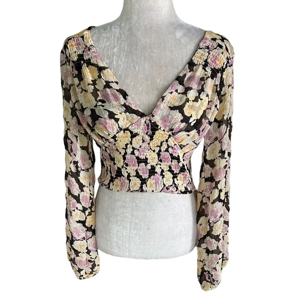 Lulus Romantic Impression Black Floral Smocked Tie Back Cropped Top - M - Picture 4 of 15